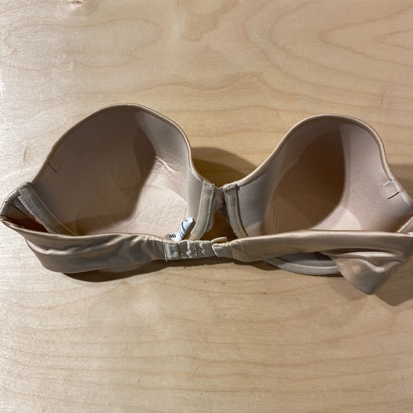 Self Expressions by Maidenform Strapless Bra in Beige 36 C (LW) - Picture 6 of 9